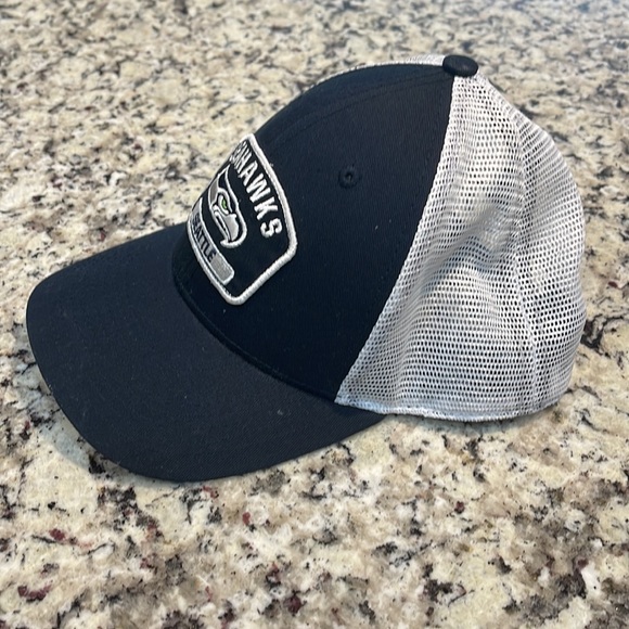 NFL Team Apparel Seattle Seahawks SnapBack Hat - Picture 2 of 4